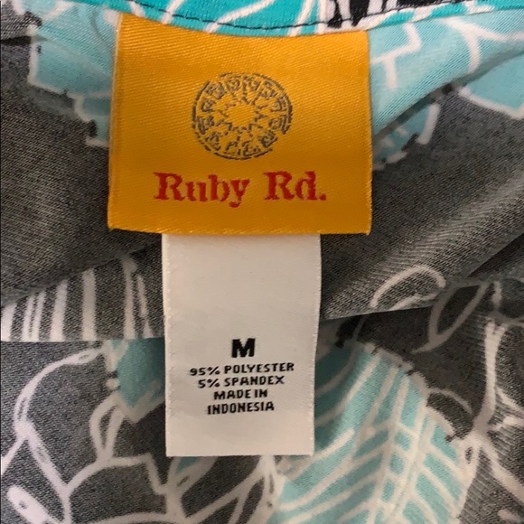 Ruby Red Top - Picture 4 of 4